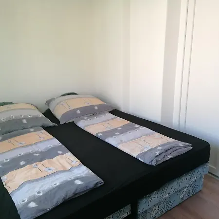 Angel Haz Case de vacanță