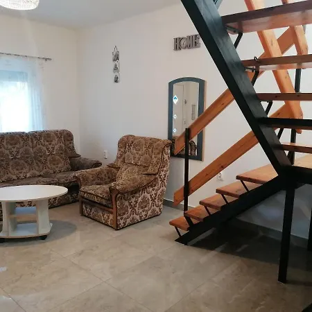 Case de vacanță Angel Haz